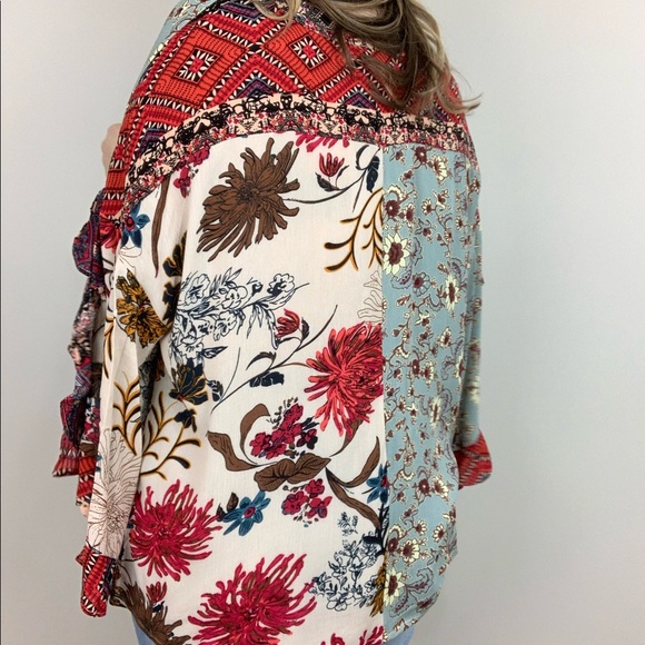 Garden Party Floral Patchwork Top Vanilla Umgee - Picture 5 of 8